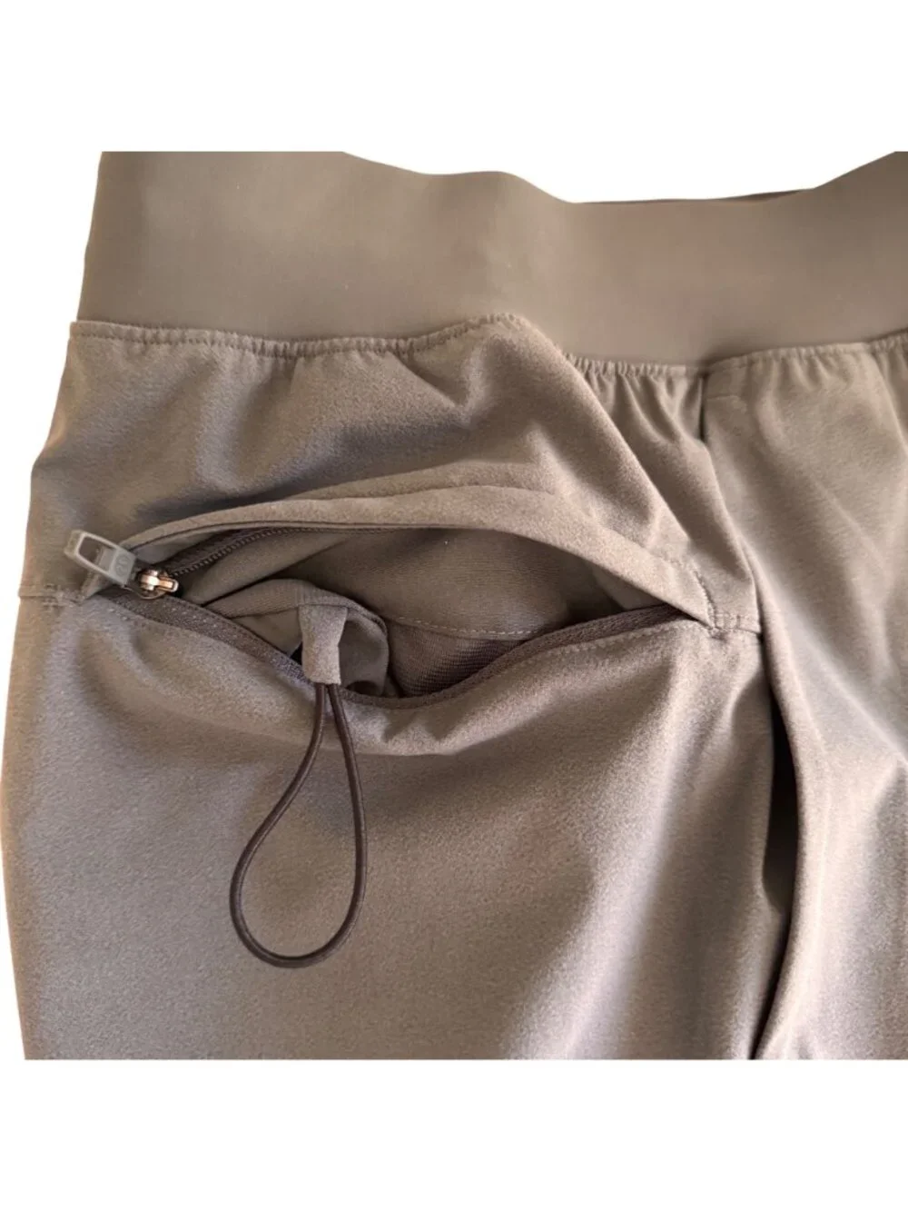 Lululemon Zeroed In Womens Athletic Short Gray XS Lightweight Zip Pocket Running - Picture 7 of 16